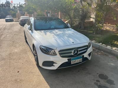 Mercedes-Benz E200 2019 Amg tech fully loadedحاله شاذه
