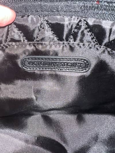 شنطة فيكتوريا سيكرتoriginal Victoria’s Secret bag