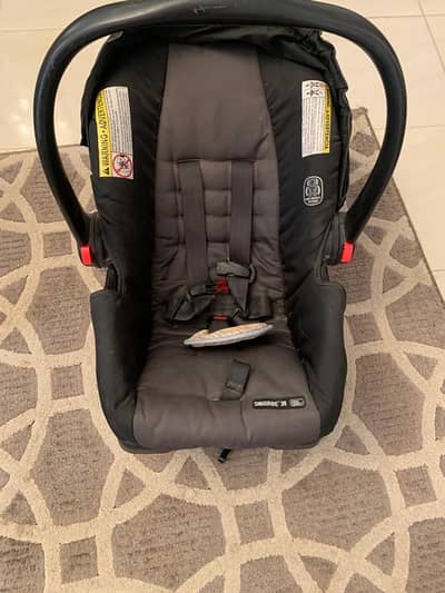 Graco SnugRide 30 Infant Car Seat – Safe & Comfortable