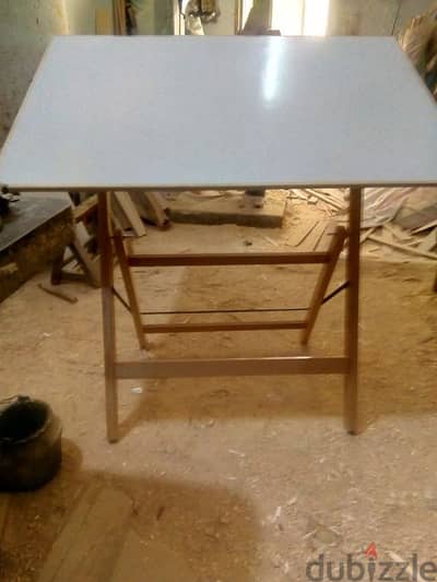 ترابيزة رسم هندسي