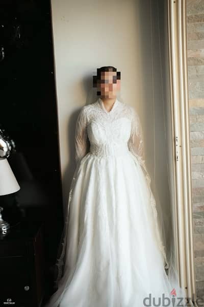 luxurious wedding dress