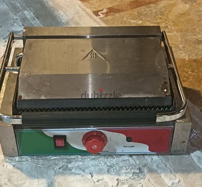 توستر جديد إستعمال بسيط