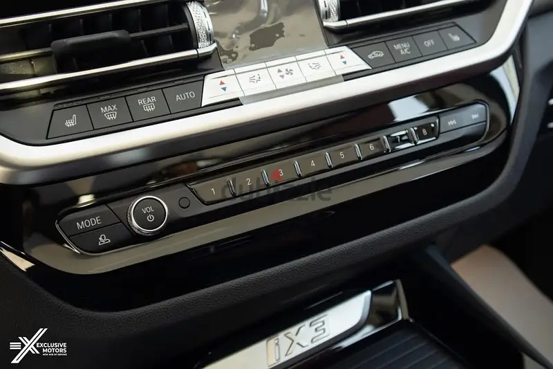 BMW IX3 2024637706546243851210