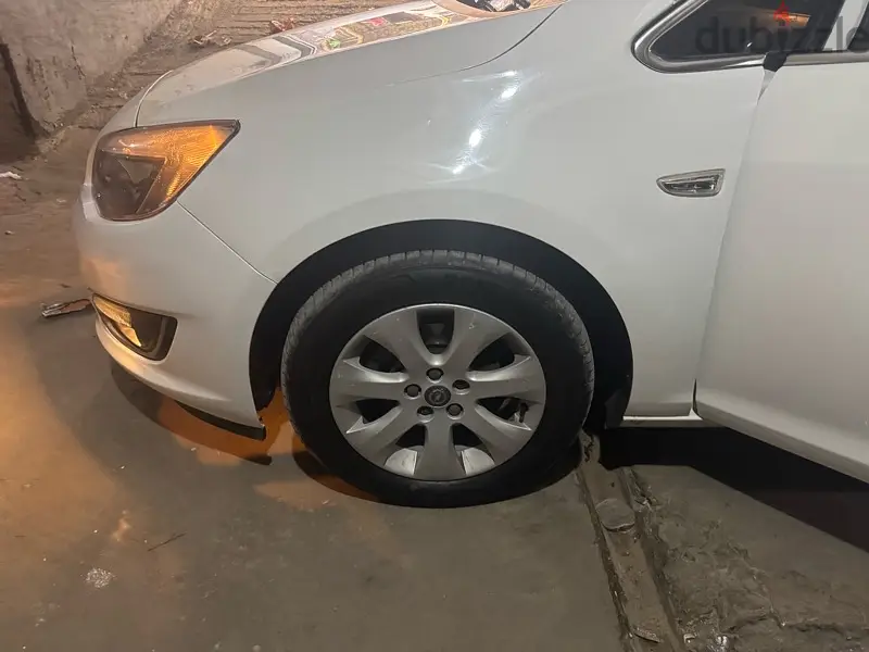 Opel Astra 202163770609200129127