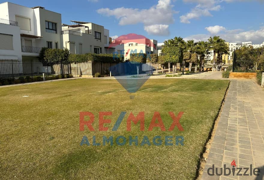 3 Bedrooms 265 sq.M Townhouse for sale 26,980,000 EGP in The Courtyards Compound, Sheikh Zayed