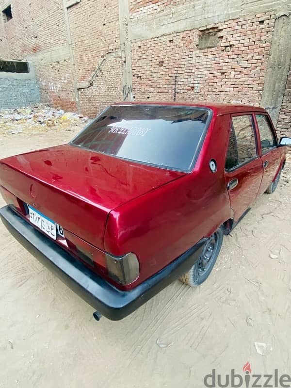 فيات شاهين 2000