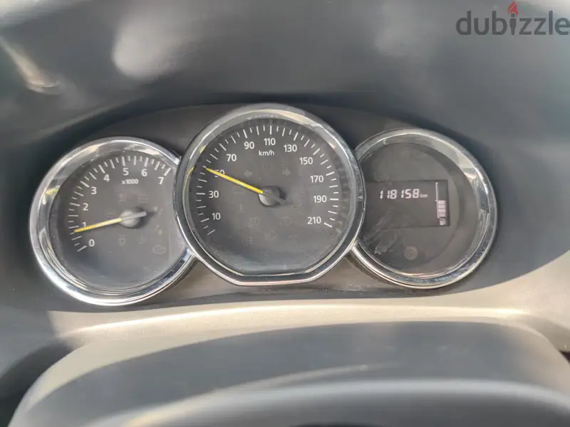 Renault Logan 2017637817114455051210