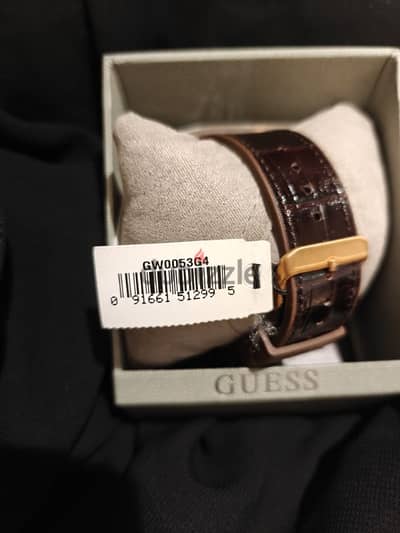 ساعة Guess للبيع اصلي من السوق الحرة