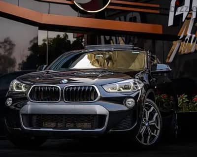 سياره BMW  ايجار مده لون مميز  صالون مميز