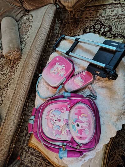شنطه مدرسه