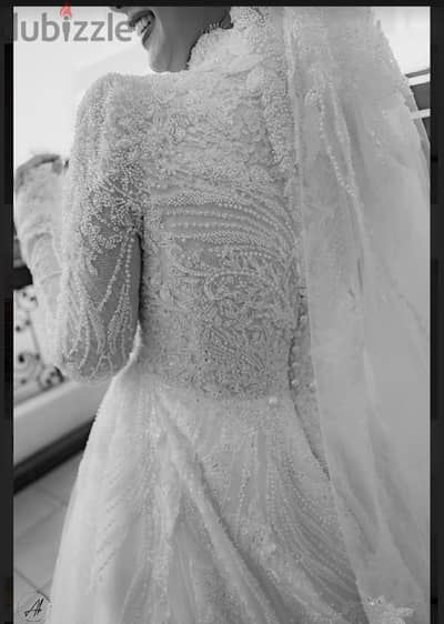 wedding dress