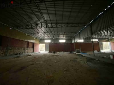 1200m factory for rent in October