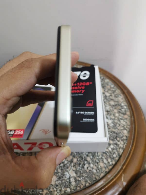 itel a 70 8