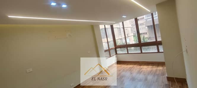 Residential or administrative, air-conditioned apartment for rent in ...