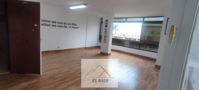 Residential or administrative, air-conditioned apartment for rent in ...