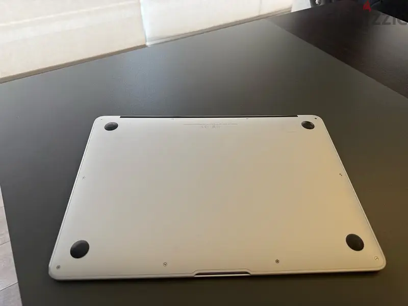 MacBook Air63804066346881123