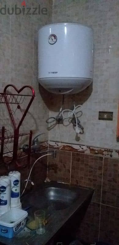 سخان فريش ٥٠ لتر استخدام ٦ شهور ولسه فى الضمان