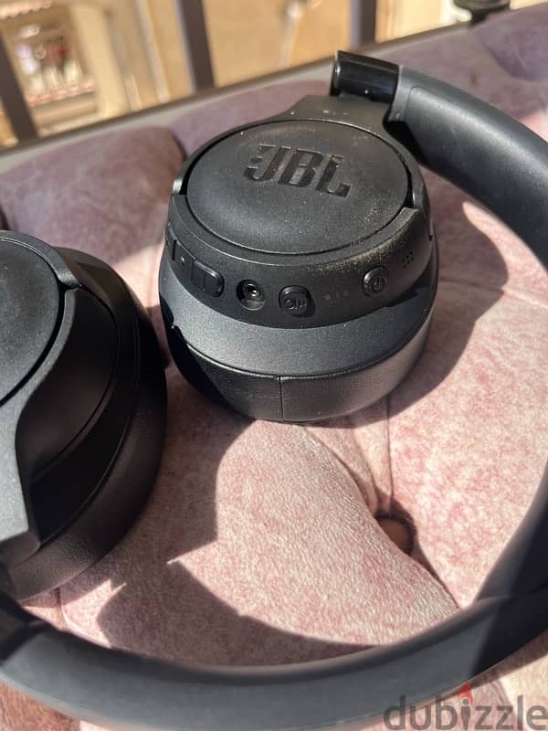 JBL 760NC 4