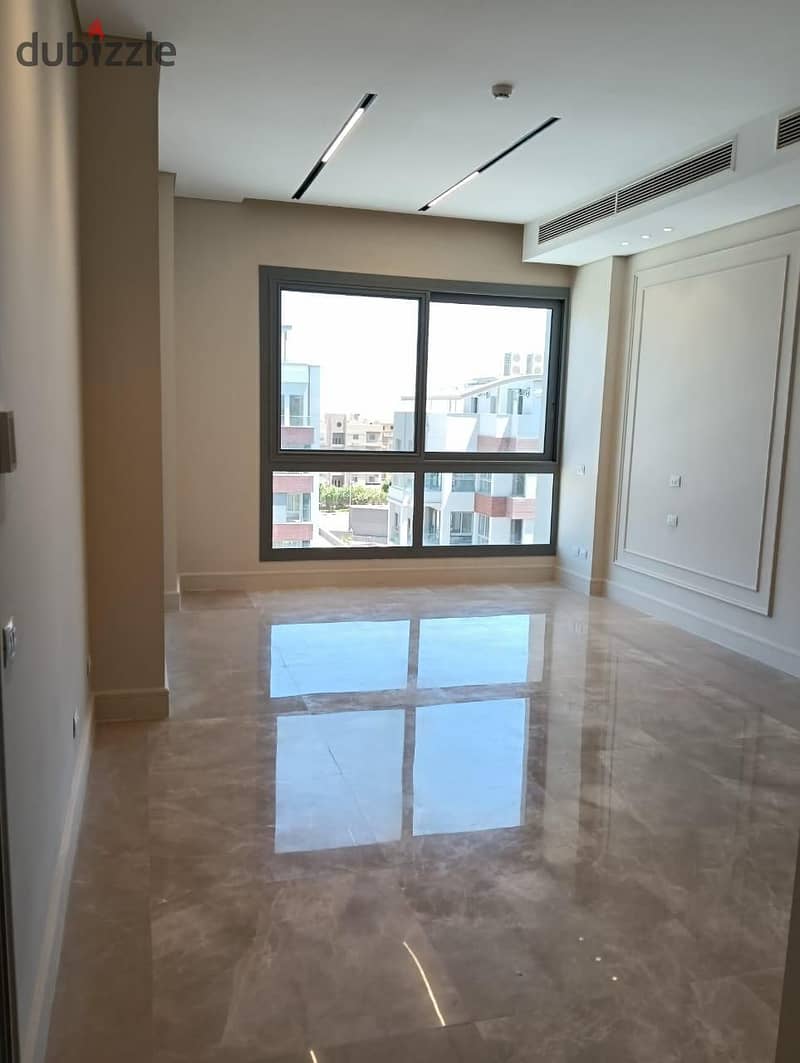 Apartment for rent with a pool view, prime location 0 Apartment for rent with a pool view, prime location 0