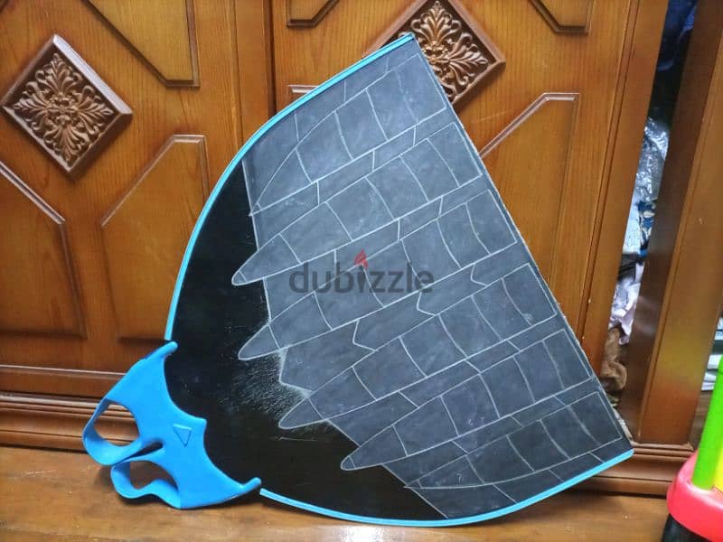 mono fin 1