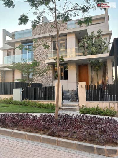 Townhouse villa for sale in Al Bosco Mostakbal City on the Suez Road next to Madinat