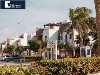 Villa Townhouse In Hyde Park New Cairo - For sale Installments until 2031