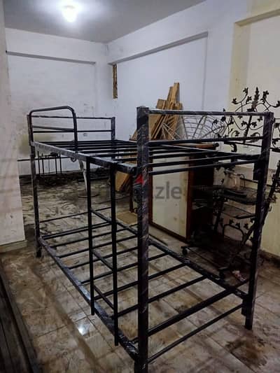 سرير بدورين حديد لسه جديد