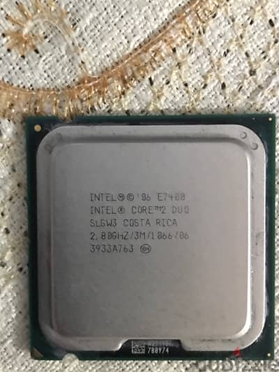 بروسيسور core 2 duo E7400