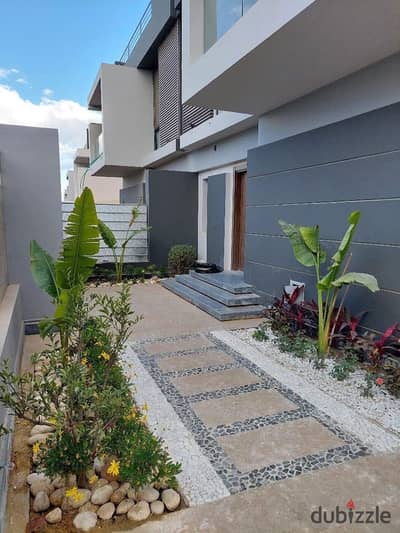 تاون هاوس Ultra Lux للإيجار – Patio Al Zahraa 4 Bedrooms – 4 حمامات – فرش Hotel Style – مطبخ مجهز بالكامل  متاح Daily / Yearly ‍‍‍ للعائلات ف