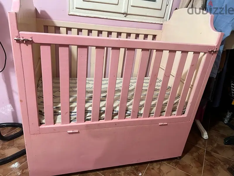 سرير بيبي