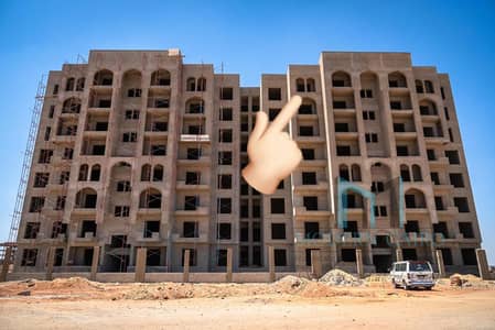 لقطه اقل نص سعر الشركة شقة  230م لقطة بكمبوند لافيردي – العاصمة الإدارية أقساط ربع سنوية حتى 2030،  انشاءات اكثر من 80%