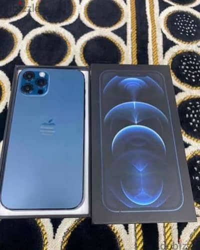 عايز اشتري ايفون 12 ب 18000