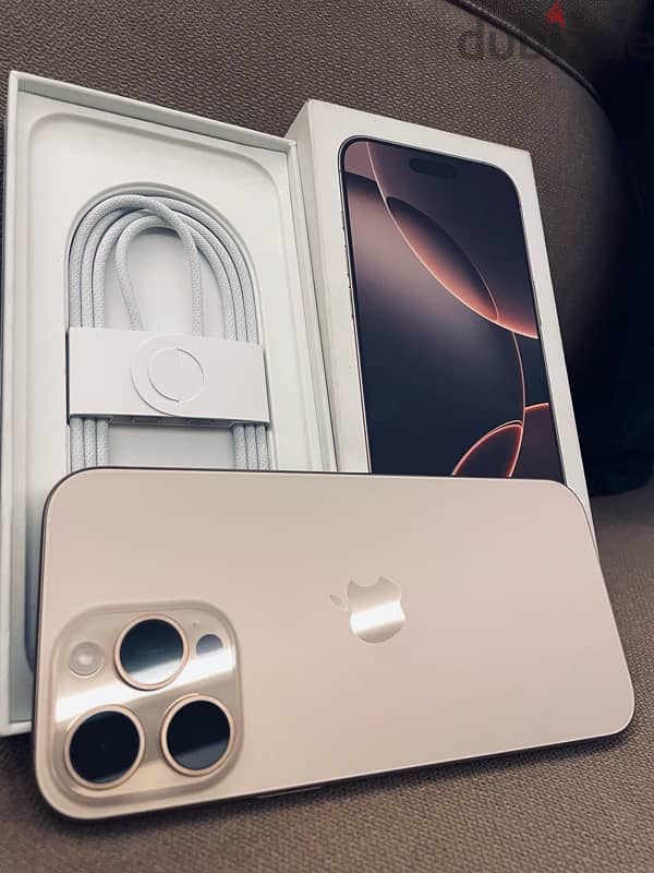 1024 iPhone 16 pro max 1 tera 4