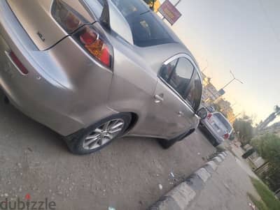 سياره لانسر شارك لإيجار اليومي والشهرى للاستعمال الشخصي