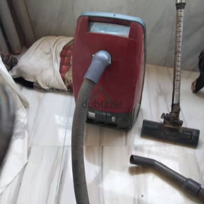 مكنسة كهرباء ناشيونال يابانى 2200w