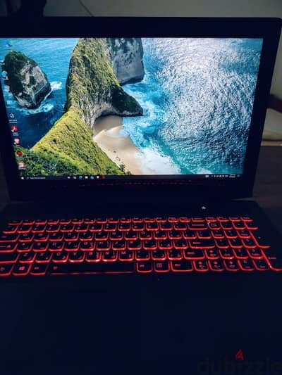 Gaming laptop Lenovo
