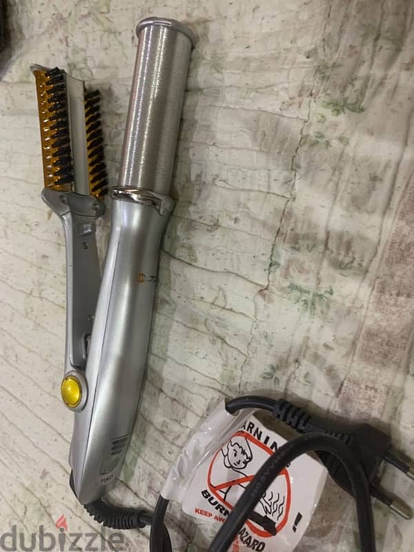 Rotating Hair Iron 1