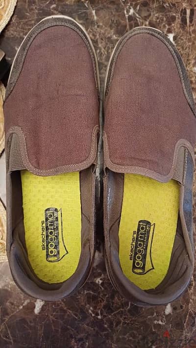 sketchers original size 45