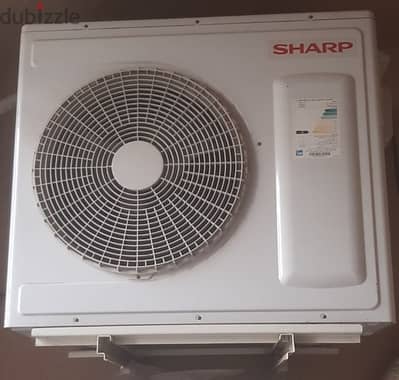 air conditiin cold 3 HP sharp best condition