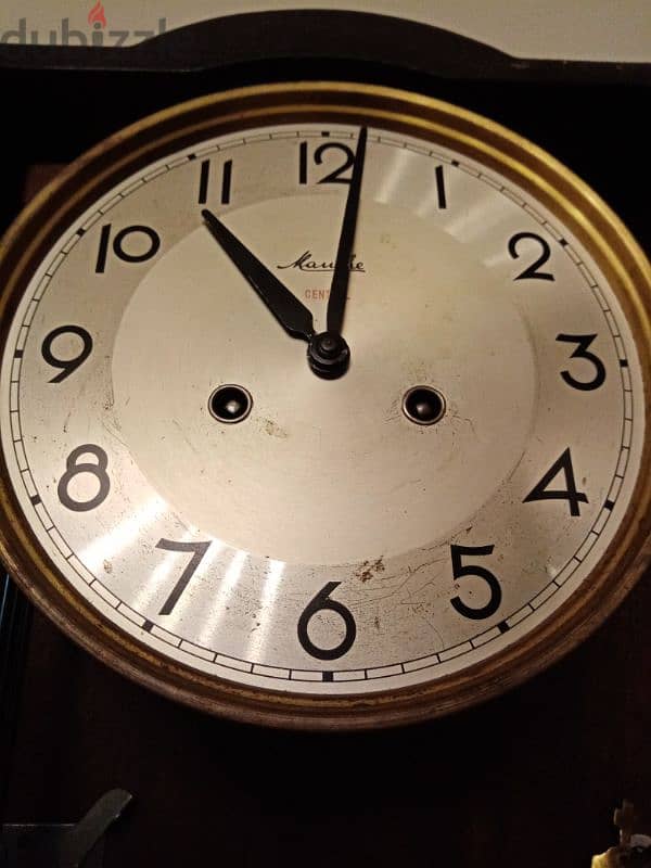 Wall clock 1