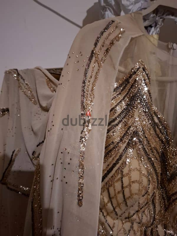 فساتين 10