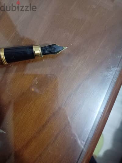 طقم أقلام