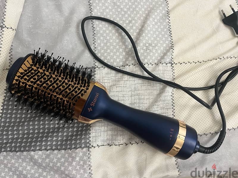 Stanvi volumizer  brush 2
