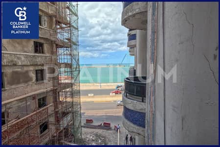 شقة مفروشة للايجار 120 م سيدى بشر( بحر مباشر )