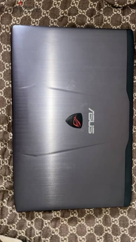 Asus laptop (from Greece) 1