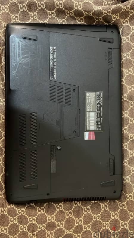 Asus laptop (from Greece) 4