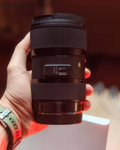 Sigma 18-35mm f/1.8 DC HSM Art Lens for canon