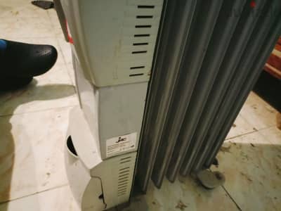 دفاية زيت JAC موفره للكهرباء دوره عاكسه . آمنه وصحبه  7 ريشة