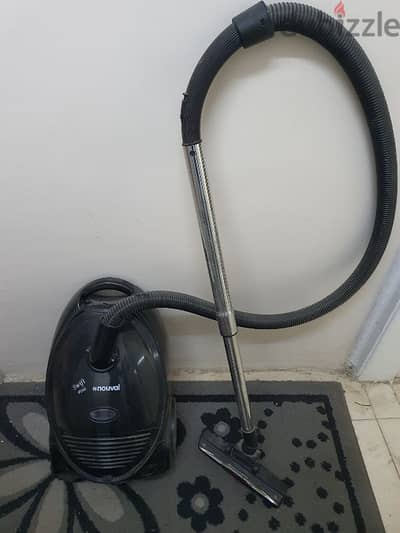 مكنسه كهربائيه للبيع نوفال 2200 وات و بفرشاه متعدده الاغراض