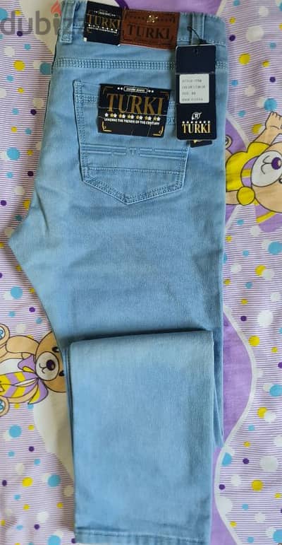 regular fit jeans بنطلون جينز